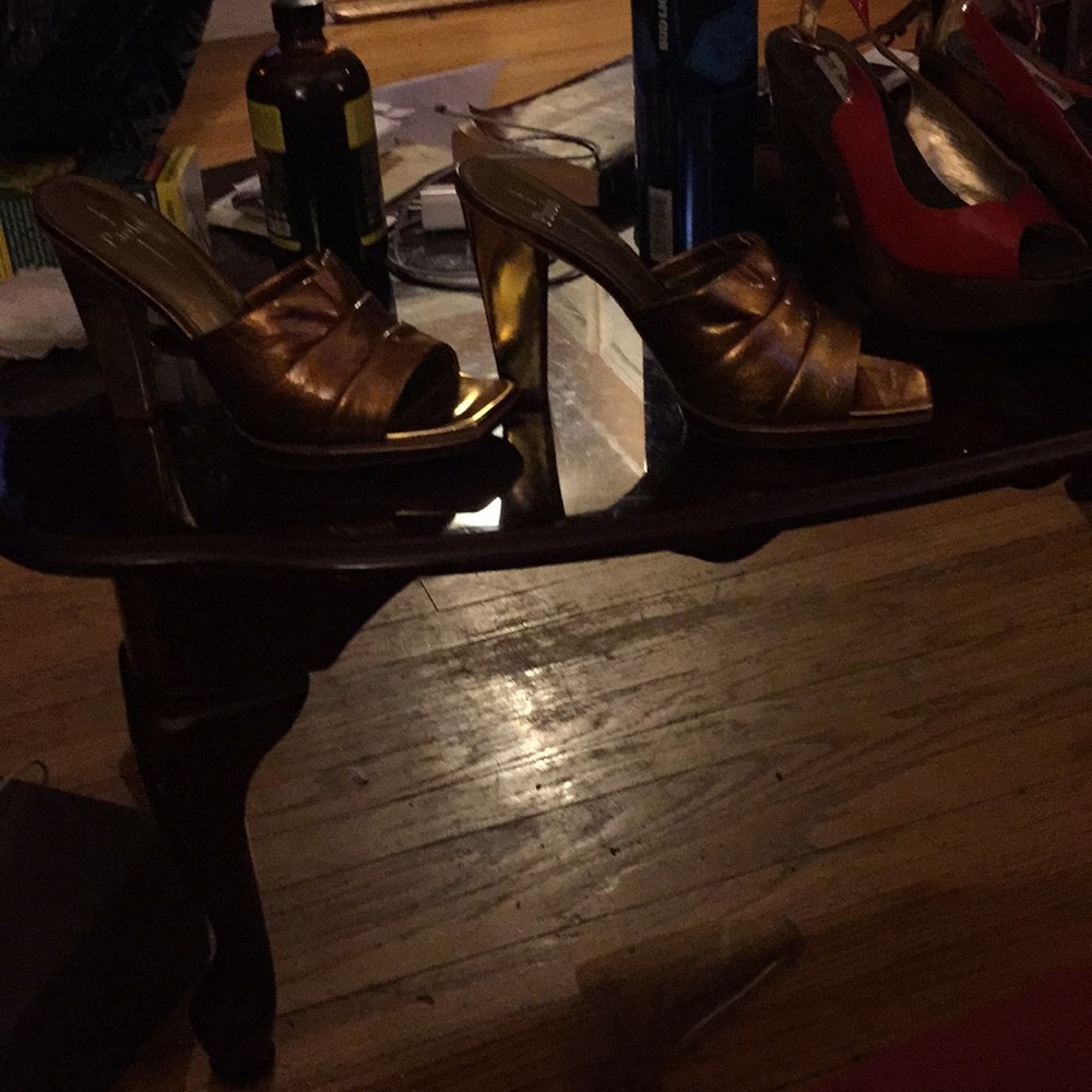 Women’s Shoes